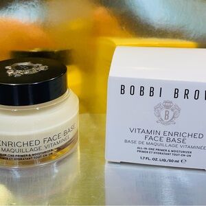 Bobbi Brown Vitamin Enriched Face Base Moisturizer & Primer